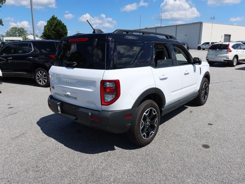Used 2025 Ford Bronco Sport Outer Banks AWD/4WD image 4