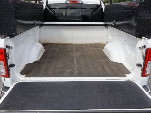 Used 2023 RAM 1500 Big Horn AWD/4WD image 10