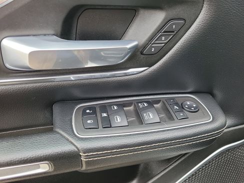Used 2023 RAM 1500 Laramie image 20