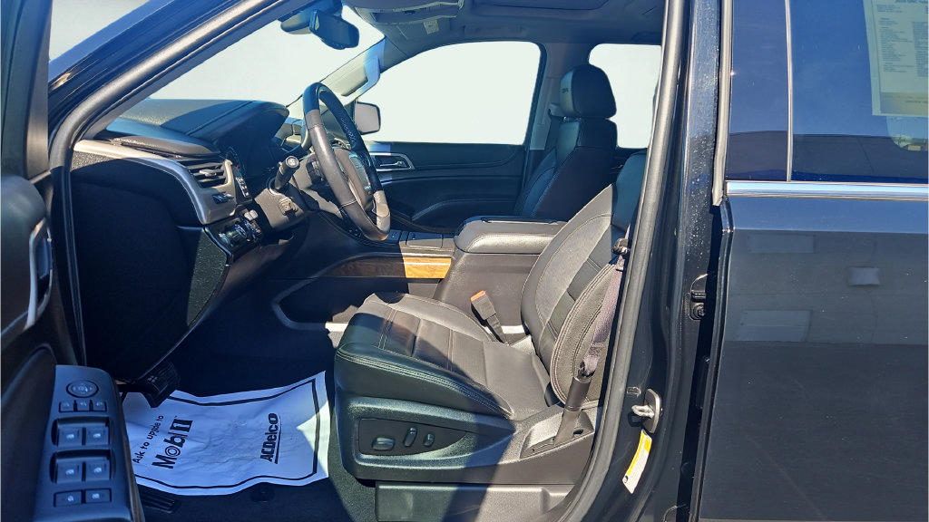 Used 2019 GMC Yukon XL Denali w/ Denali Ultimate Package AWD/4WD image 17