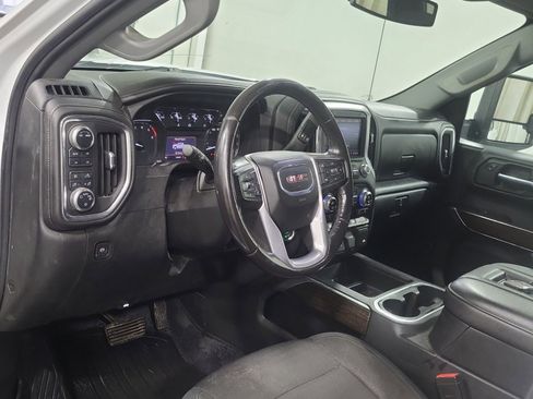 Used 2020 GMC Sierra 1500 Elevation AWD/4WD image 10
