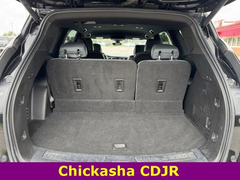 Used 2024 Buick Enclave Premium image 14