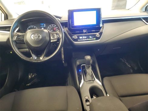 Used 2023 Toyota Corolla LE image 9