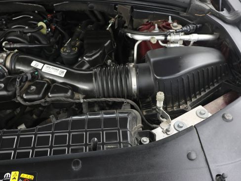 Used 2023 Jeep Grand Cherokee Altitude AWD/4WD image 19