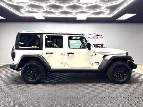 Used 2023 Jeep Wrangler Unlimited Sport AWD/4WD image 16