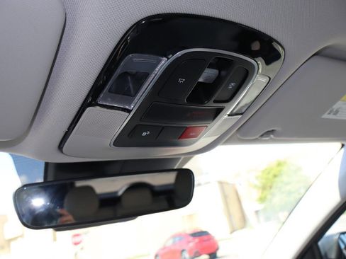 Used 2025 Hyundai Tucson SEL AWD/4WD image 22