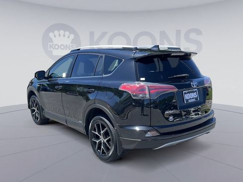 Used 2017 Toyota RAV4 SE AWD/4WD image 4