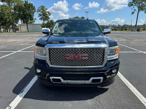 Used 2015 GMC Sierra 1500 Denali w/ Driver Alert Package image 3