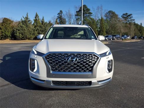 Used 2021 Hyundai Palisade Calligraphy image 2