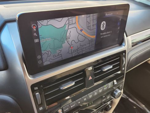 Used 2022 Lexus GX 460 Luxury image 16