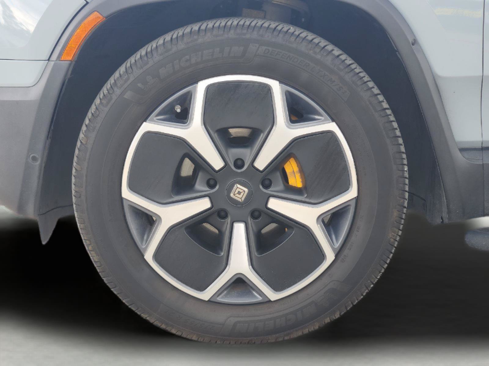 Used 2022 Rivian R1T Adventure AWD/4WD image 10