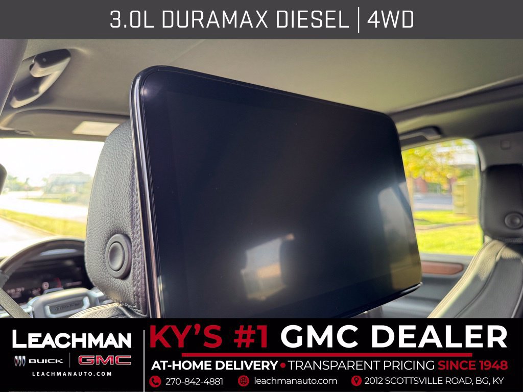 New 2026 GMC Yukon Denali w/ Denali Reserve Package AWD/4WD image 18