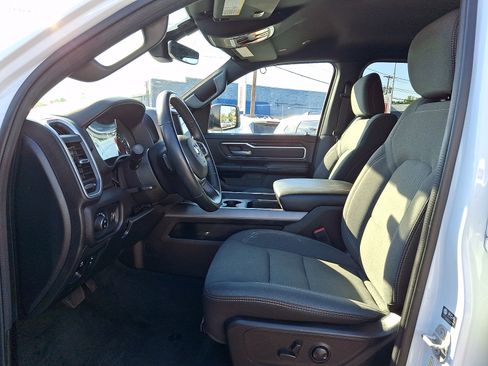 Used 2022 RAM 1500 Big Horn AWD/4WD image 13