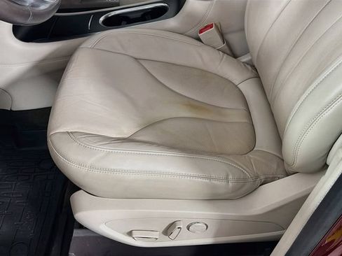 Certified 2019 Lincoln MKC Select w/ Select Plus Package FWD image 23