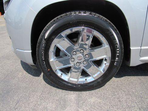 Used 2015 GMC Acadia Denali AWD/4WD image 12