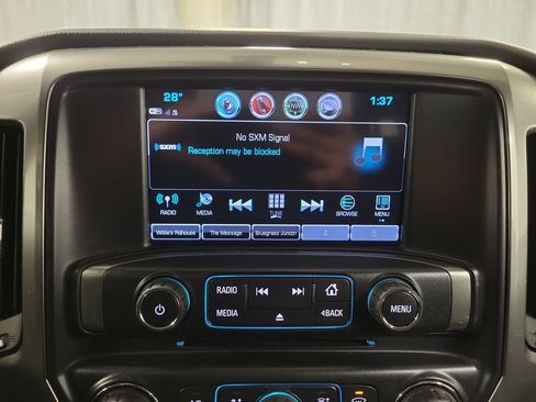 Used 2019 Chevrolet Silverado 1500 LT w/ All Star Edition image 17