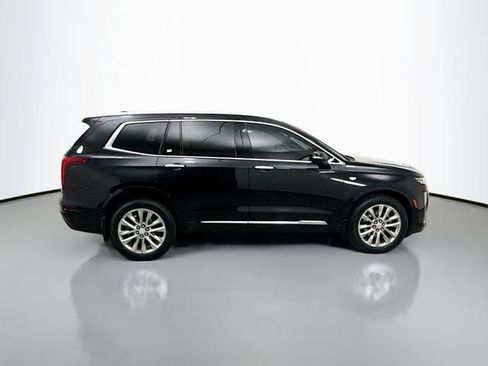 Used 2022 Cadillac XT6 Premium Luxury w/ Technology Package image 10