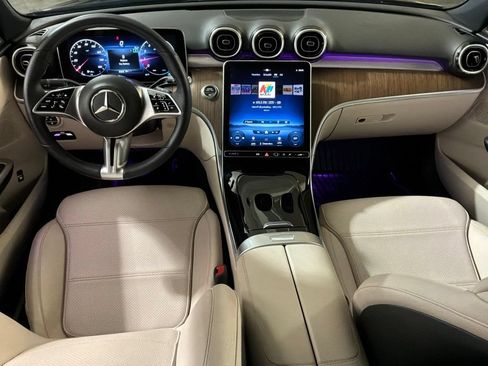 Used 2023 Mercedes-Benz C 300 4MATIC Sedan image 8