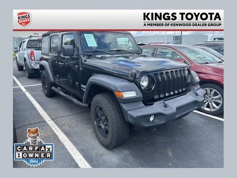 Used 2018 Jeep Wrangler Unlimited Sport AWD/4WD image 1