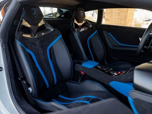 Used 2023 Lamborghini Huracan Tecnica image 25