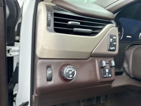 Used 2016 GMC Yukon Denali w/ Open Road Package RWD image 13