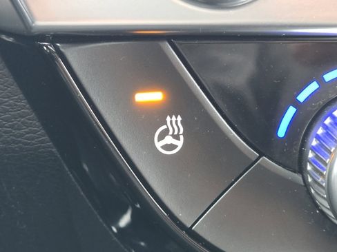 Used 2022 Kia Telluride SX w/ SX Prestige Package image 8