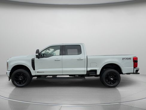 New 2026 Ford F350 Lariat w/ Black Appearance Package AWD/4WD image 17