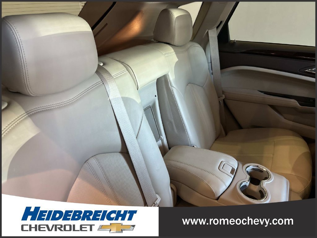 Used 2015 Cadillac SRX Luxury FWD image 35