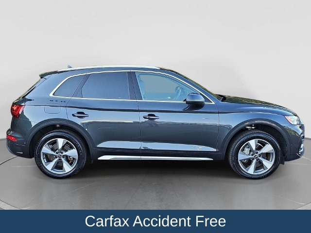 Used 2023 Audi Q5 Prestige w/ Prestige Package AWD/4WD image 3