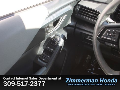 Used 2024 Subaru Crosstrek 2.0i Premium image 14