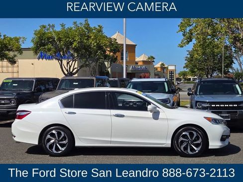 Used 2017 Honda Accord EX-L image 7