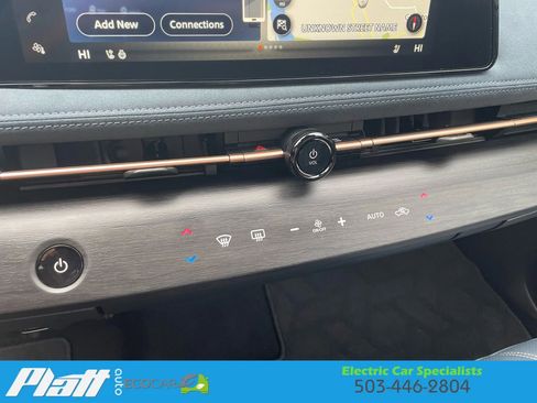 Used 2023 Nissan Ariya image 17