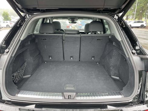 Used 2025 Audi Q5 Premium Plus w/ Premium Plus AWD/4WD image 10