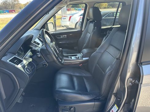 Used 2011 Land Rover Range Rover Sport HSE image 16