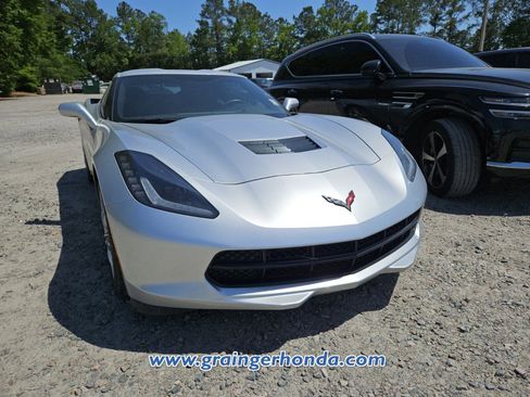 Used 2017 Chevrolet Corvette Stingray Coupe w/ Carbon Flash Badge Package image 4