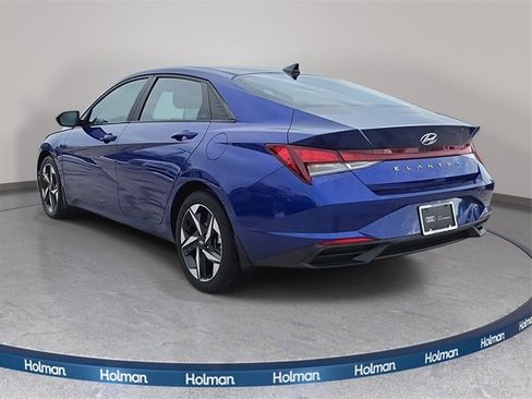 Used 2023 Hyundai Elantra SEL w/ Convenience Package image 8
