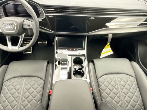 New 2026 Audi SQ7 Premium Plus image 13