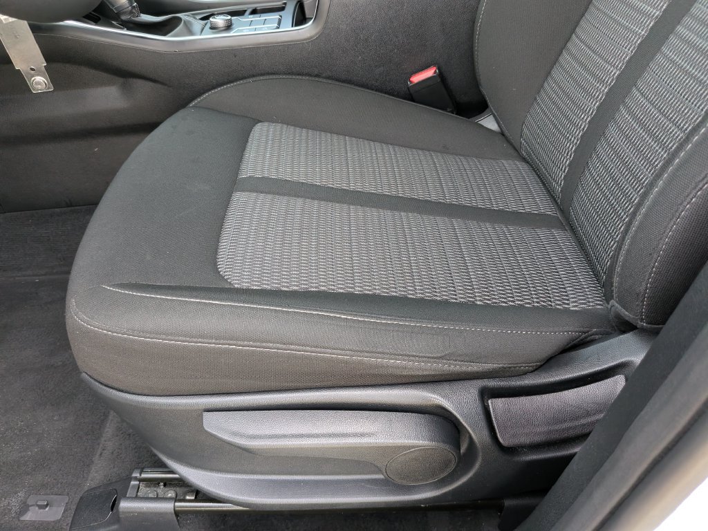 Certified 2023 Kia Sorento LX FWD image 21
