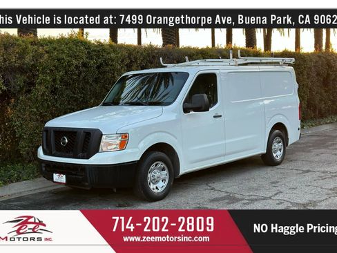 Used 2015 Nissan NV 2500 SV image 9