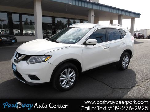 Used 2016 Nissan Rogue SV w/ SV Premium Package FWD image 1