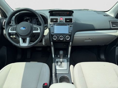 Used 2018 Subaru Forester 2.5i Premium AWD/4WD image 12