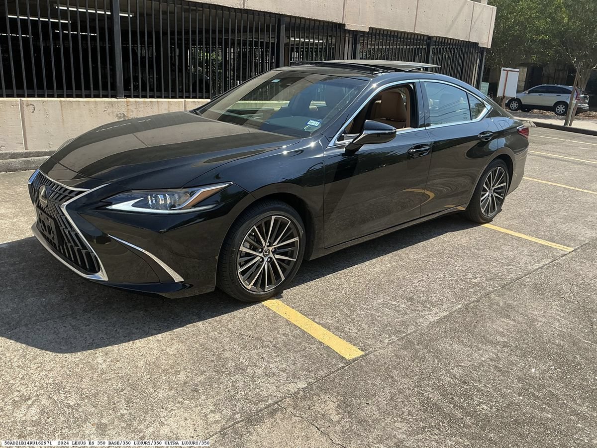 Used 2024 Lexus ES 350 w/ Premium Package FWD image 4