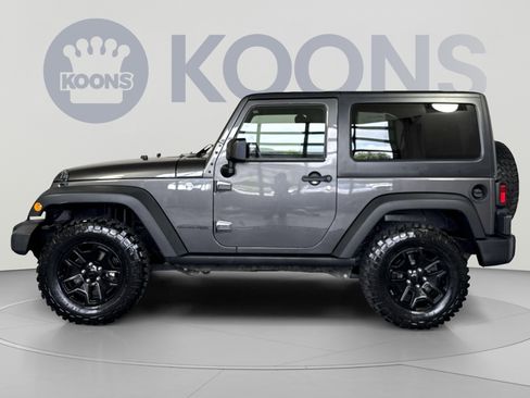 Used 2018 Jeep Wrangler Sport AWD/4WD image 2