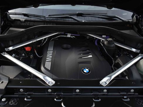 Used 2026 BMW X5 xDrive40i image 35