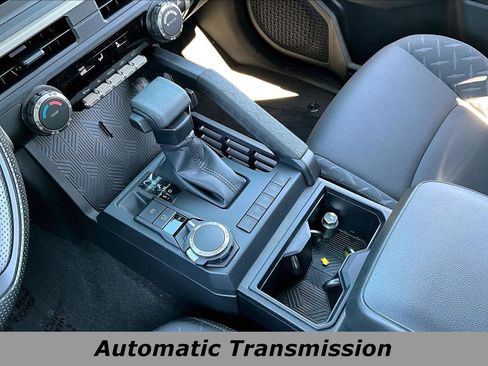 New 2026 Toyota Tacoma SR AWD/4WD image 12