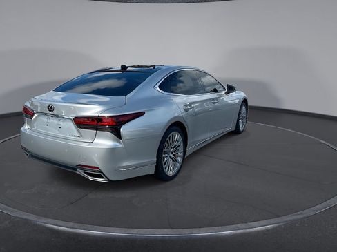 Used 2025 Lexus LS 500 w/ Interior Upgrade Package RWD image 2