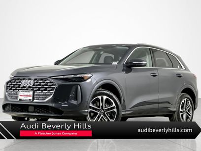 Used 2025 Audi Q5 Premium w/ Convenience Package