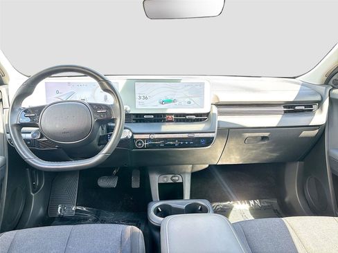 Used 2024 Hyundai Ioniq 5 SE RWD image 23