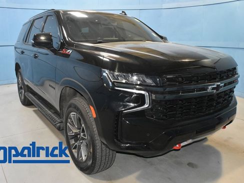 Used 2021 Chevrolet Tahoe Z71 w/ Luxury Package AWD/4WD image 1
