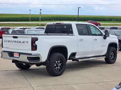Used 2020 Chevrolet Silverado 3500 LTZ w/ LTZ Convenience Package AWD/4WD image 8